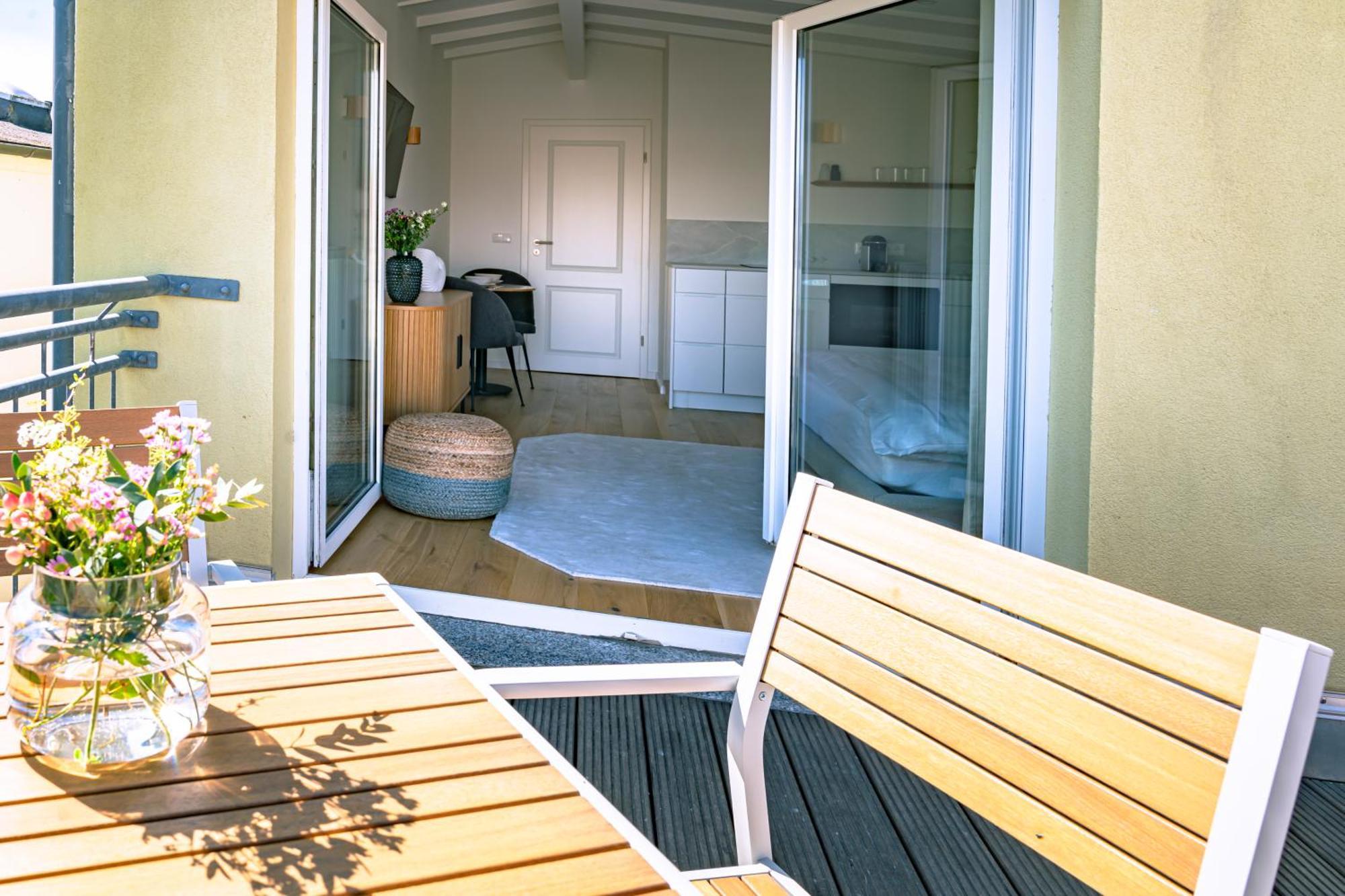 Kapitaenshaus Friedrich Franz - Premium Apartments 200 Meter Vom Strand Und Alten Strom Rostock Bilik gambar